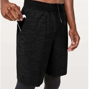 Lululemon T.H.E. Short Linerless 9" Updated Black Men's Size Small